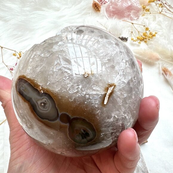 Gorgeous Large Agate Sphere with Druzy - Picture 4 of 10